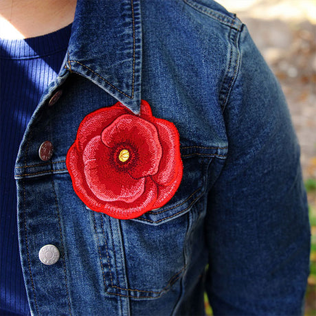 Pretty Poppy (In-the-Hoop)