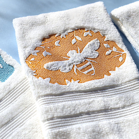 Springtime Bee (Embossed)