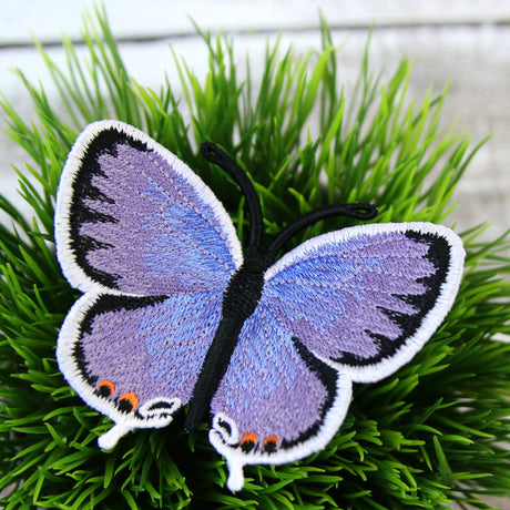 Free-Flying Eastern Tailed Blue (In-the-Hoop)
