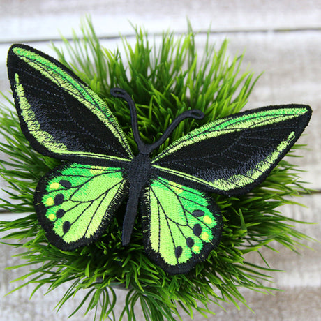 Free-Flying Common Green Birdwing (In-the-Hoop)