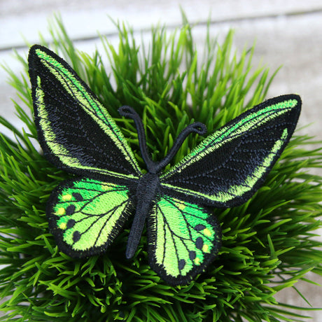 Free-Flying Common Green Birdwing (In-the-Hoop)