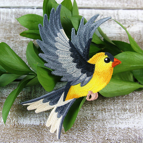 Free-Flying Goldfinch (In-the-Hoop)