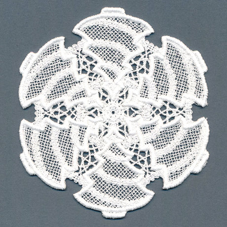 Festive Tree Doily (Battenburg Lace)