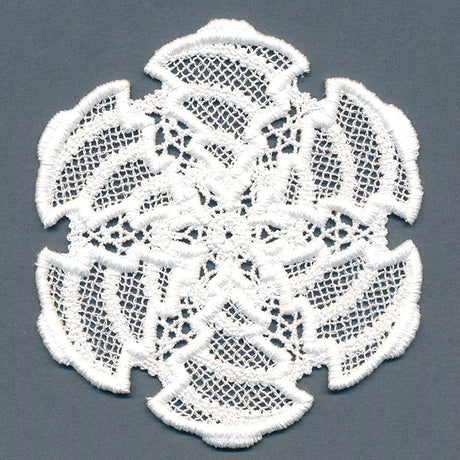 Festive Tree Doily (Battenburg Lace)